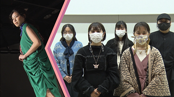 写真:左:緑色のノースリー部ワンピースを身にまとい、ポーズをとる女性。右:5人の男女が並ぶ