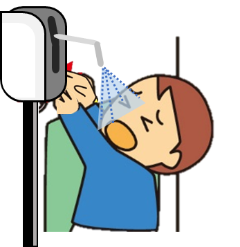 イラスト:スタンド型のアルコール消毒剤から噴射されたアルコールが、子どもの目に入っているイラスト