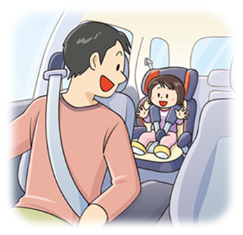 画像: 自家用車の中。父親が運転しながら後部座席のチャイルドシートに乗ったこどもに話しかけている様子。